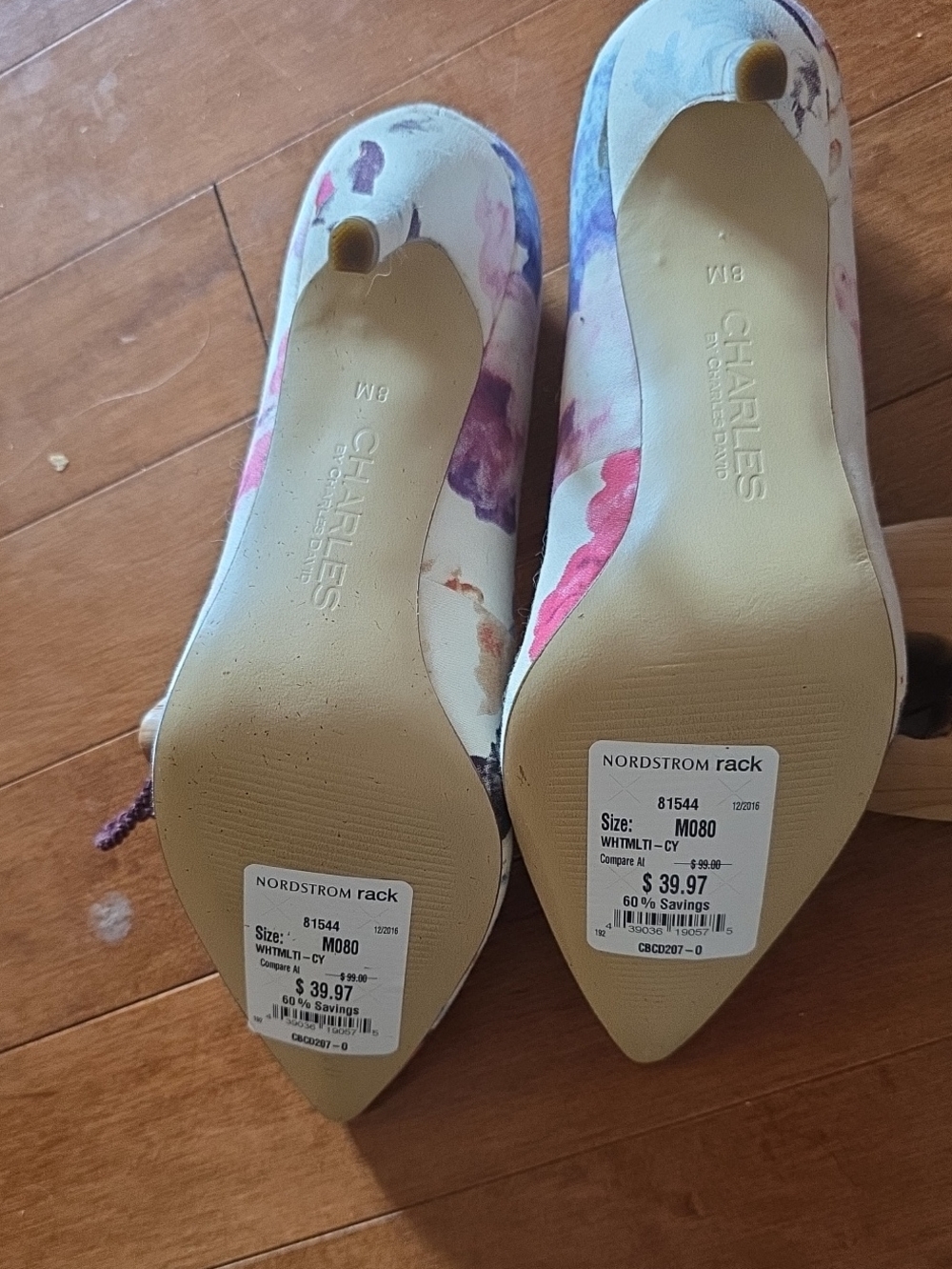 Charles David "Pact" White Multi Floral Pointed Toe Stiletto Pumps NWT Size 8 - Picture 6 of 7